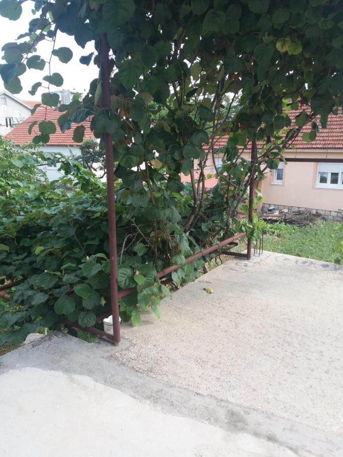 Apartman Mila I Kaja Nikšić Εξωτερικό φωτογραφία